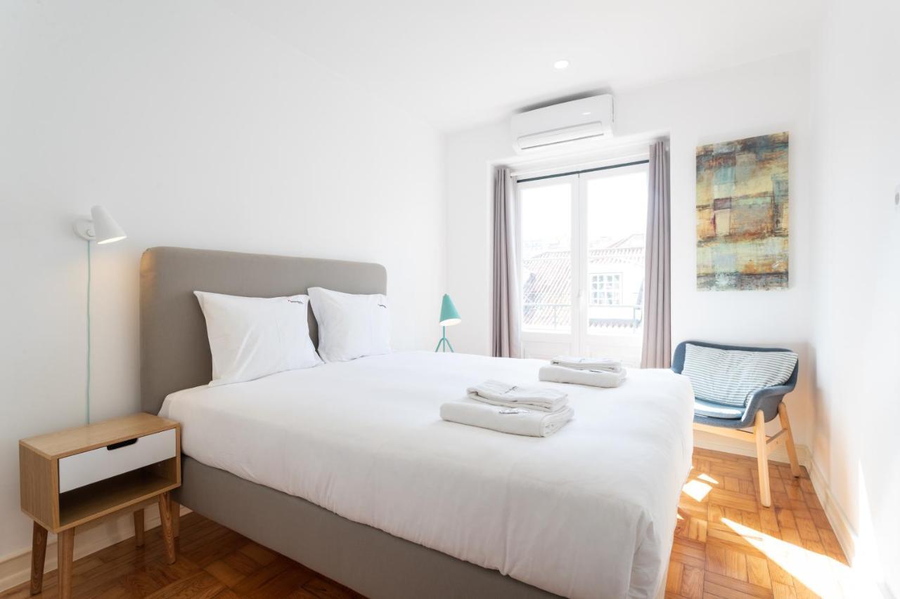 Flh Downtown Central Flat With Balcony Lisbon Exterior photo